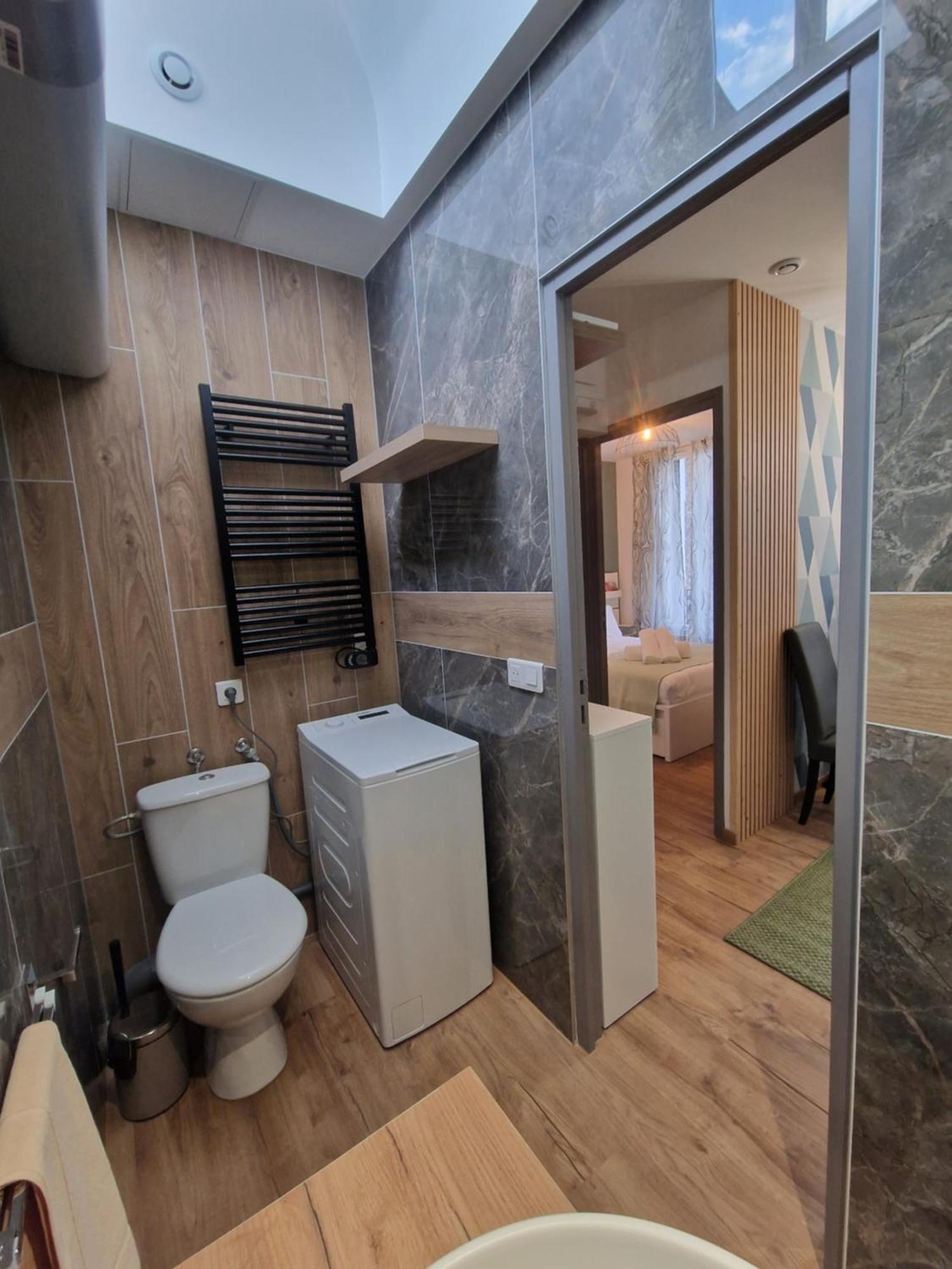 Maison D'Hotes Avec 3 Appartements Et Un Studio Viry-Châtillon Exterior foto